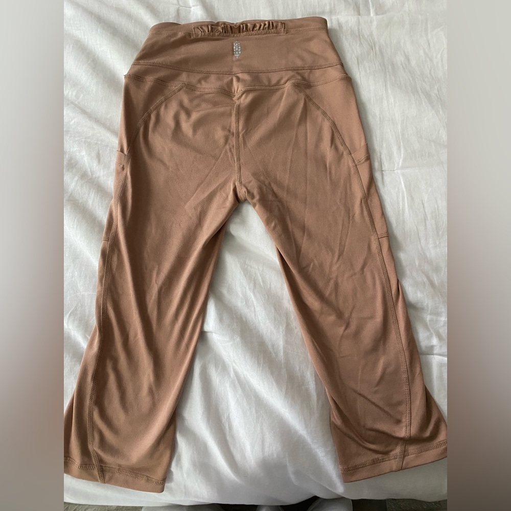 Free people movement cropped leggings